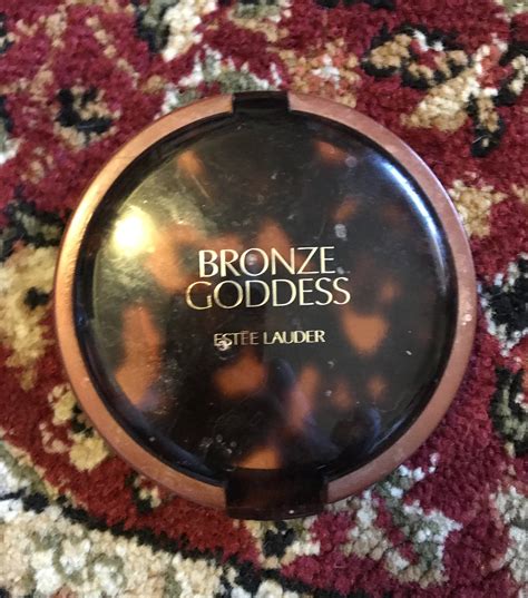 estee lauder bronze goddess review.